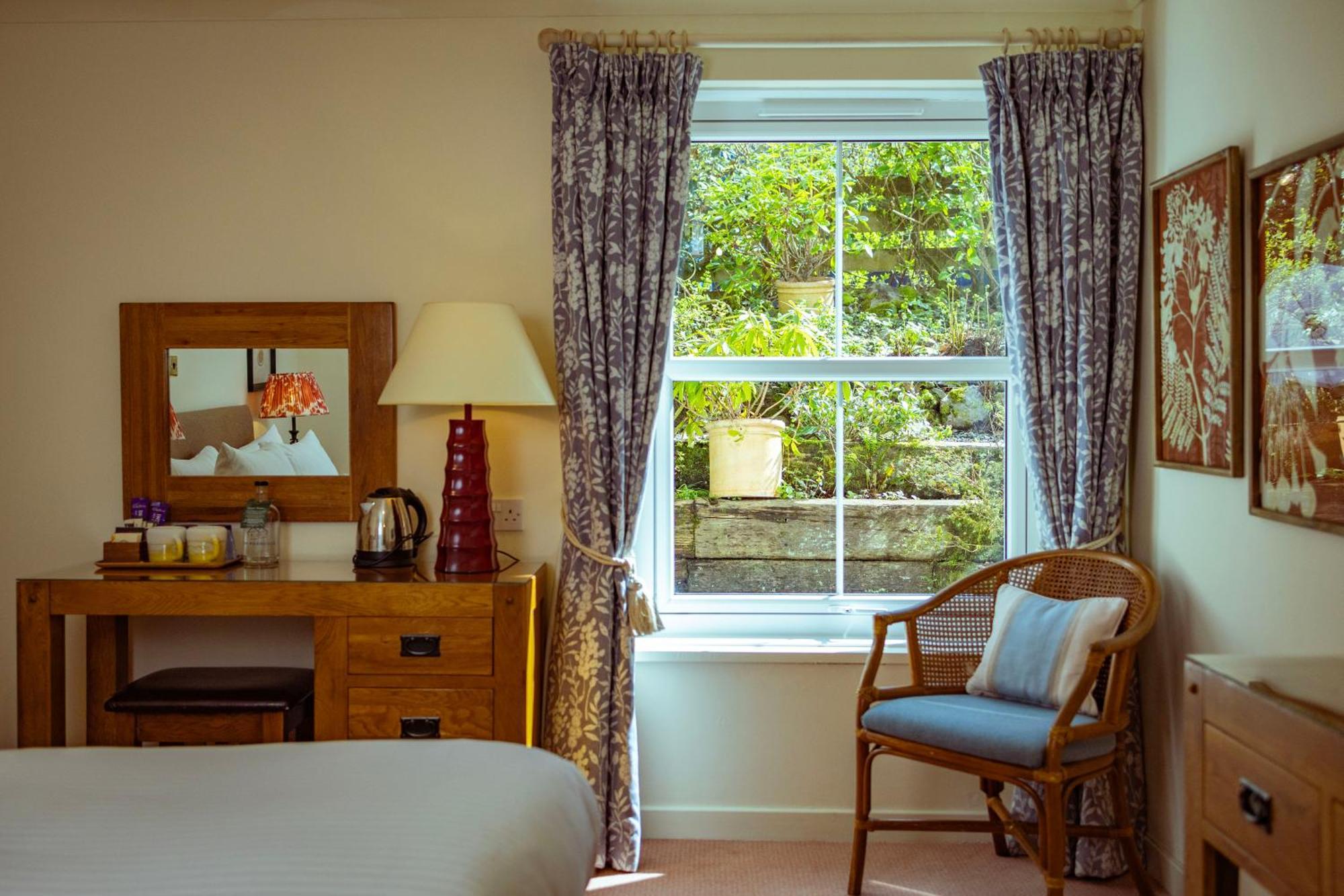 The Pierhouse Hotel Port Appin Exterior photo
